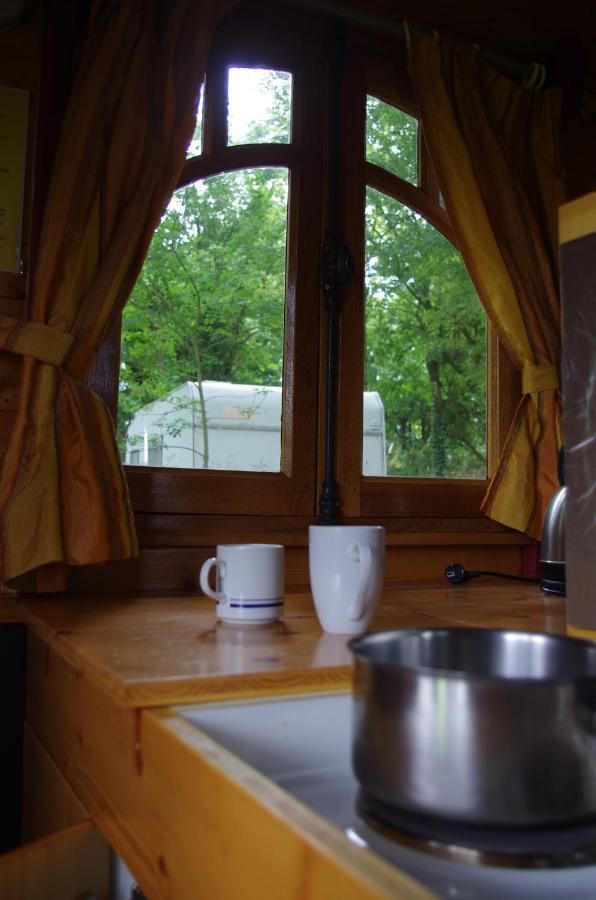 فندق Camping La Bergerie La Chapelle-Achard المظهر الخارجي الصورة