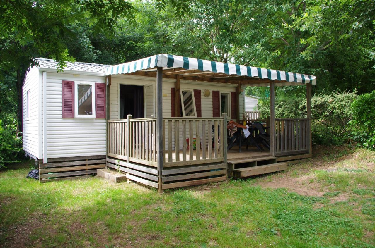 فندق Camping La Bergerie La Chapelle-Achard المظهر الخارجي الصورة