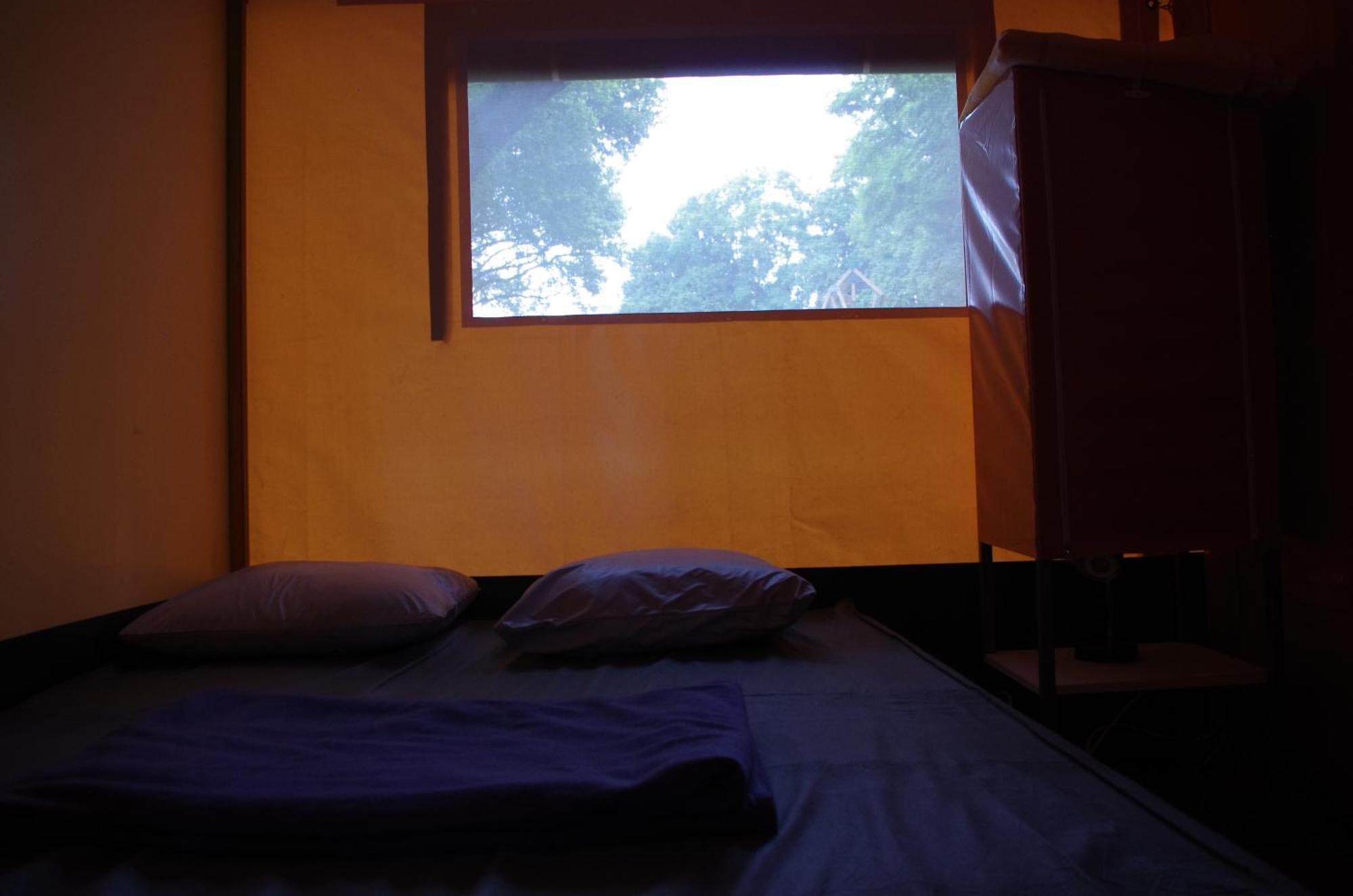 فندق Camping La Bergerie La Chapelle-Achard الغرفة الصورة